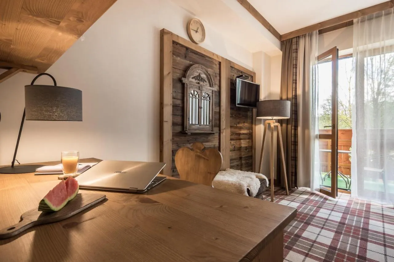 Villa Adamo & Relax Zakopane Bed & Breakfast